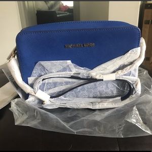 NWT Michael Kors Jet Set Crossbody